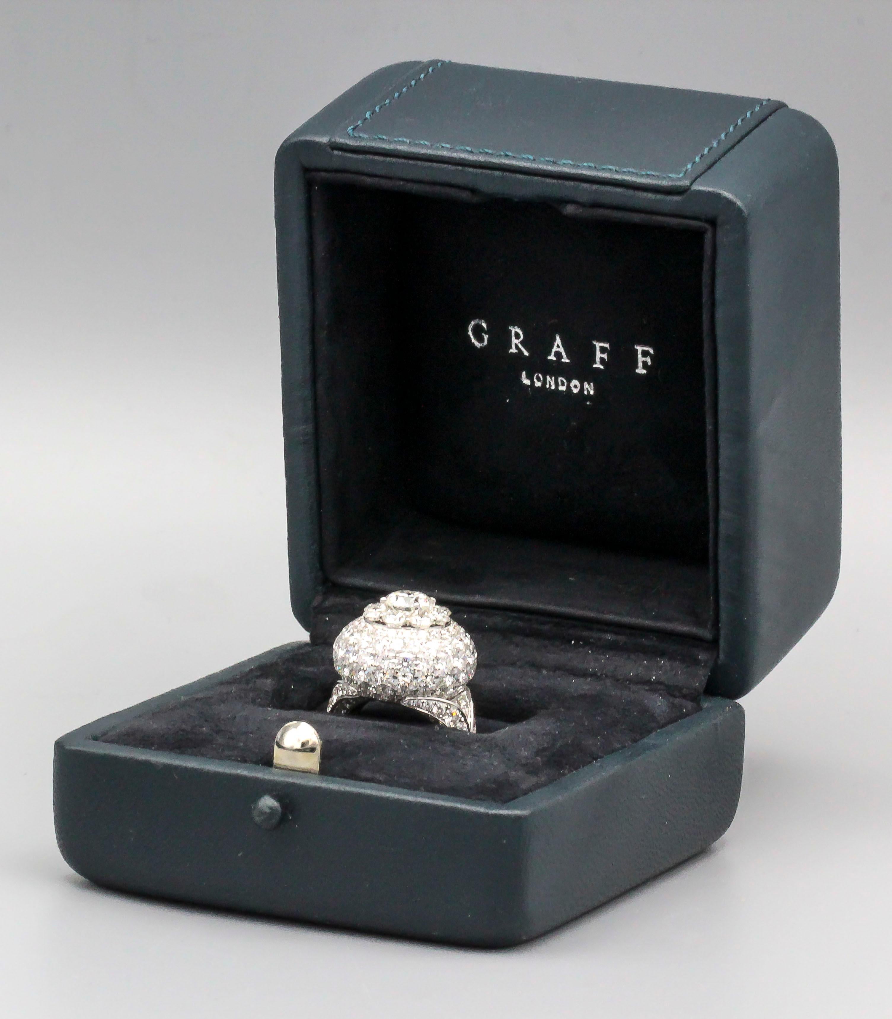 Graff 1.22 F VS2 Diamond and 18 Karat White Gold Dome Ring 1