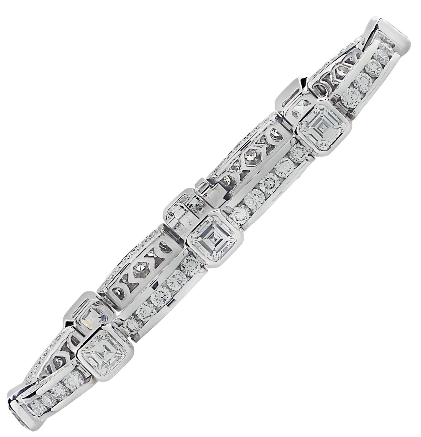 Modern Graff 14.77 Carat Ascher Cut Diamond Bracelet