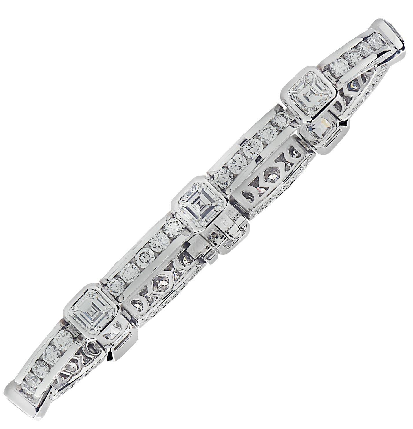 Asscher Cut Graff 14.77 Carat Ascher Cut Diamond Bracelet
