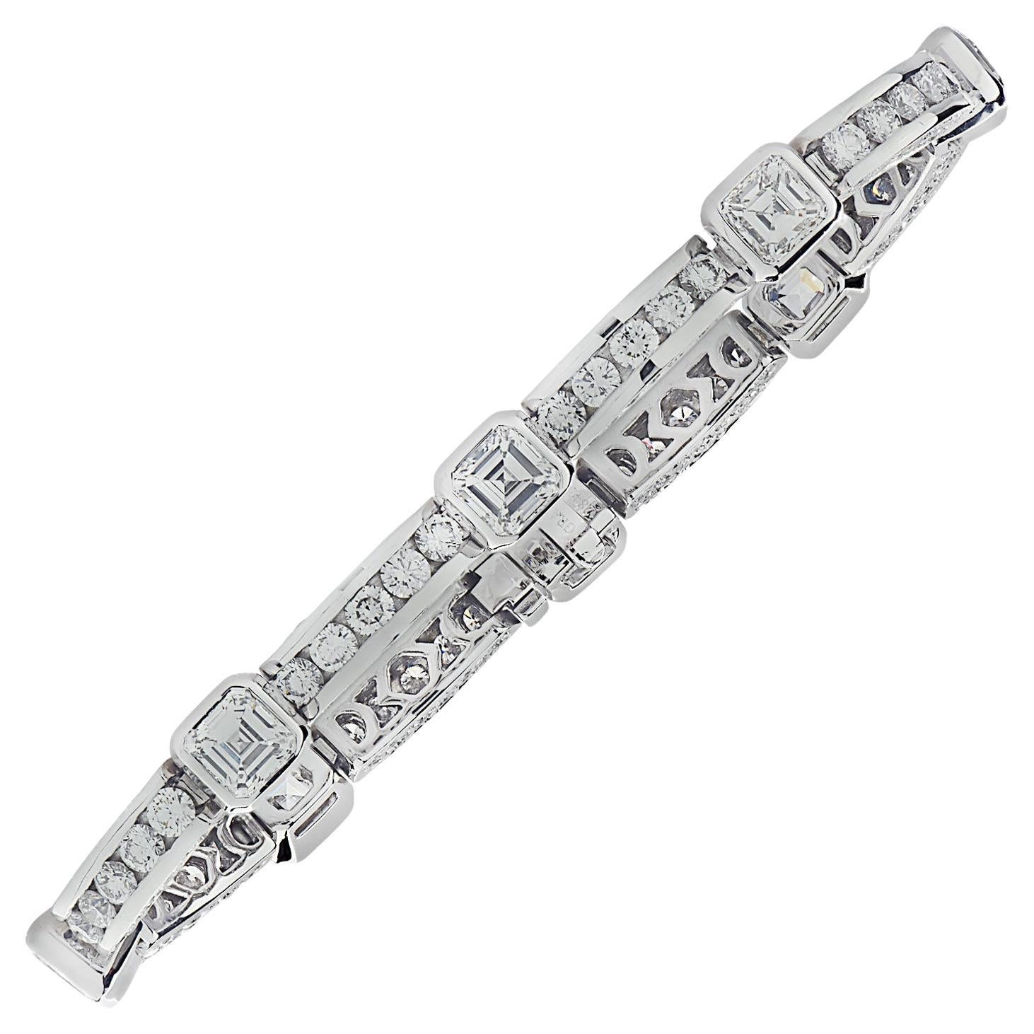 Graff 14.77 Carat Ascher Cut Diamond Bracelet
