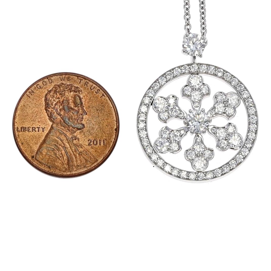 Round Cut Graff 1.74 Ct. Diamond Snowflake Pendant Necklace, 18k White Gold For Sale
