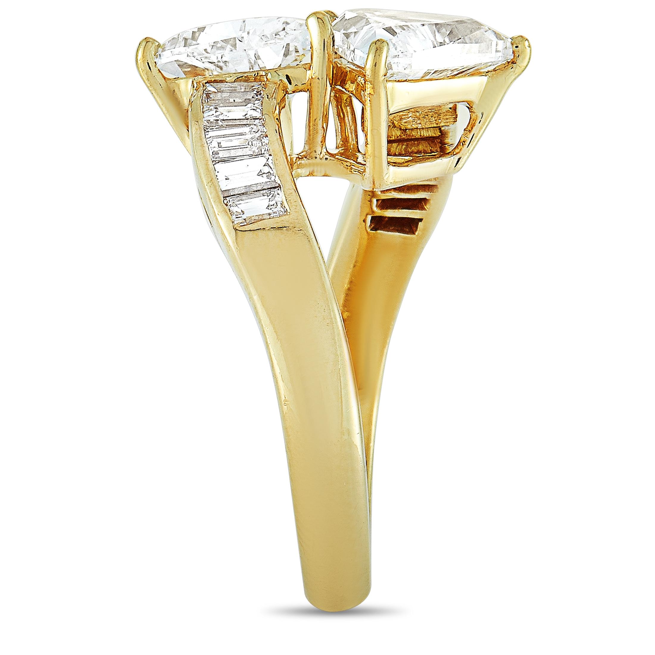 Trillion Cut Graff 18 Karat Yellow Gold, 3.10 carat Diamond Ring