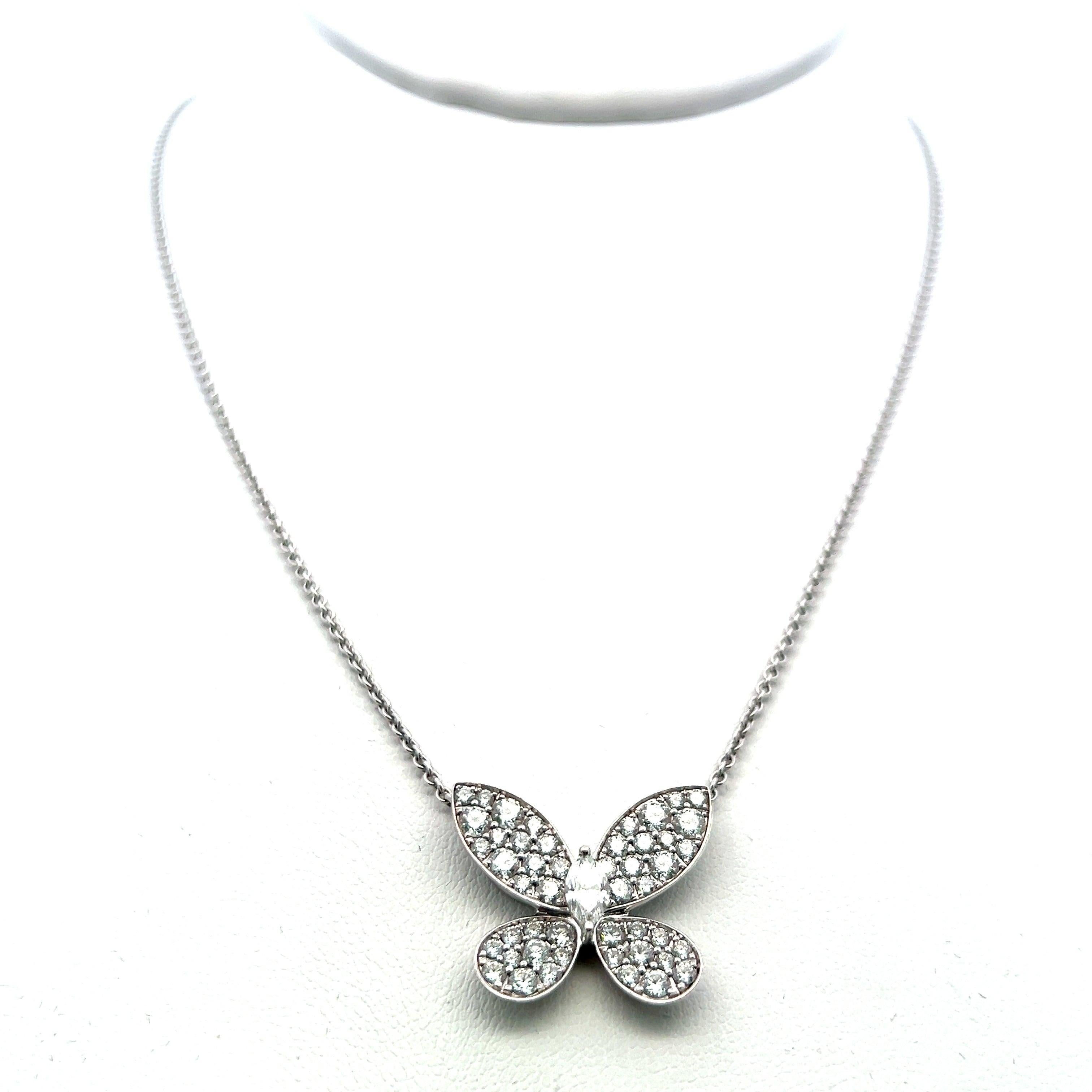 Taille poire Graff, collier pendentif en or blanc 18 carats avec diamants en forme de poire de 1,89 carat F VS1 en vente