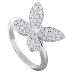 Bague papillon Graff en or blanc 18 carats, sertie de diamants pour un total de 0,55 carat