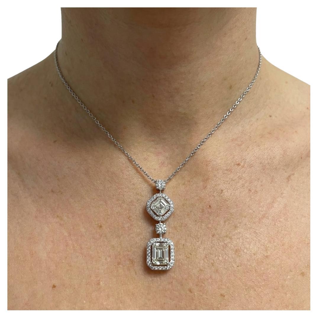 Graff, collana con ciondolo in oro bianco 18 carati e diamanti da 3,50 carati