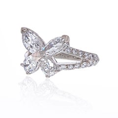 Graff 18K White Gold Classic Diamond Butterfly Ring