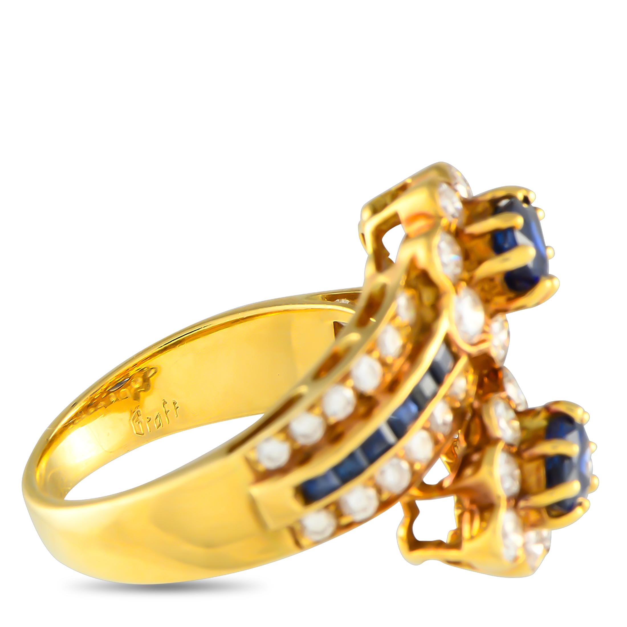 Graff 18K Yellow Gold 0.75ct Diamond and Sapphire Ring In Excellent Condition For Sale In Southampton, PA