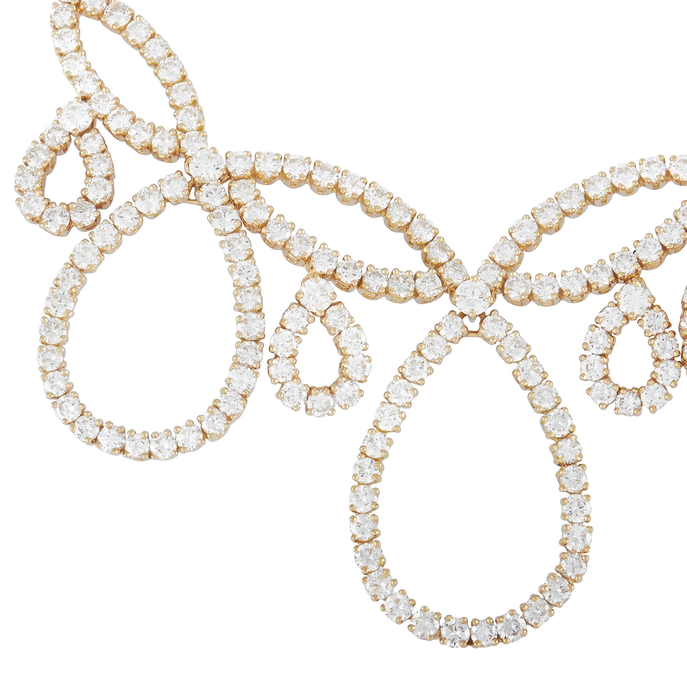 Round Cut Graff 18K Yellow Gold 40.00 Ct Diamond Necklace and Earring Set