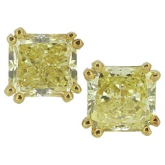 Graff 2.58 Carat Natural Fancy Yellow Diamond Earrings