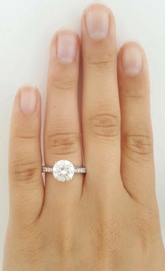 Anello di fidanzamento Graff con diamante rotondo Brilliante da 3,25 carati in platino