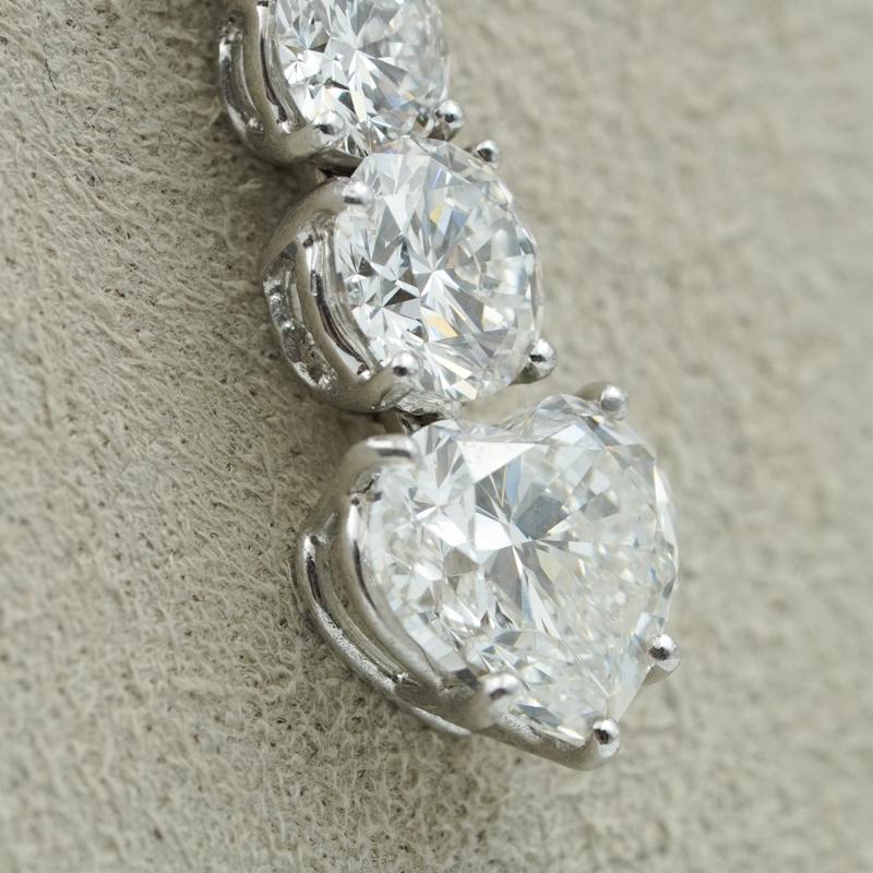 Heart Cut Graff 33.98ct Platinum Heart & Brilliant Round Diamond Necklace 