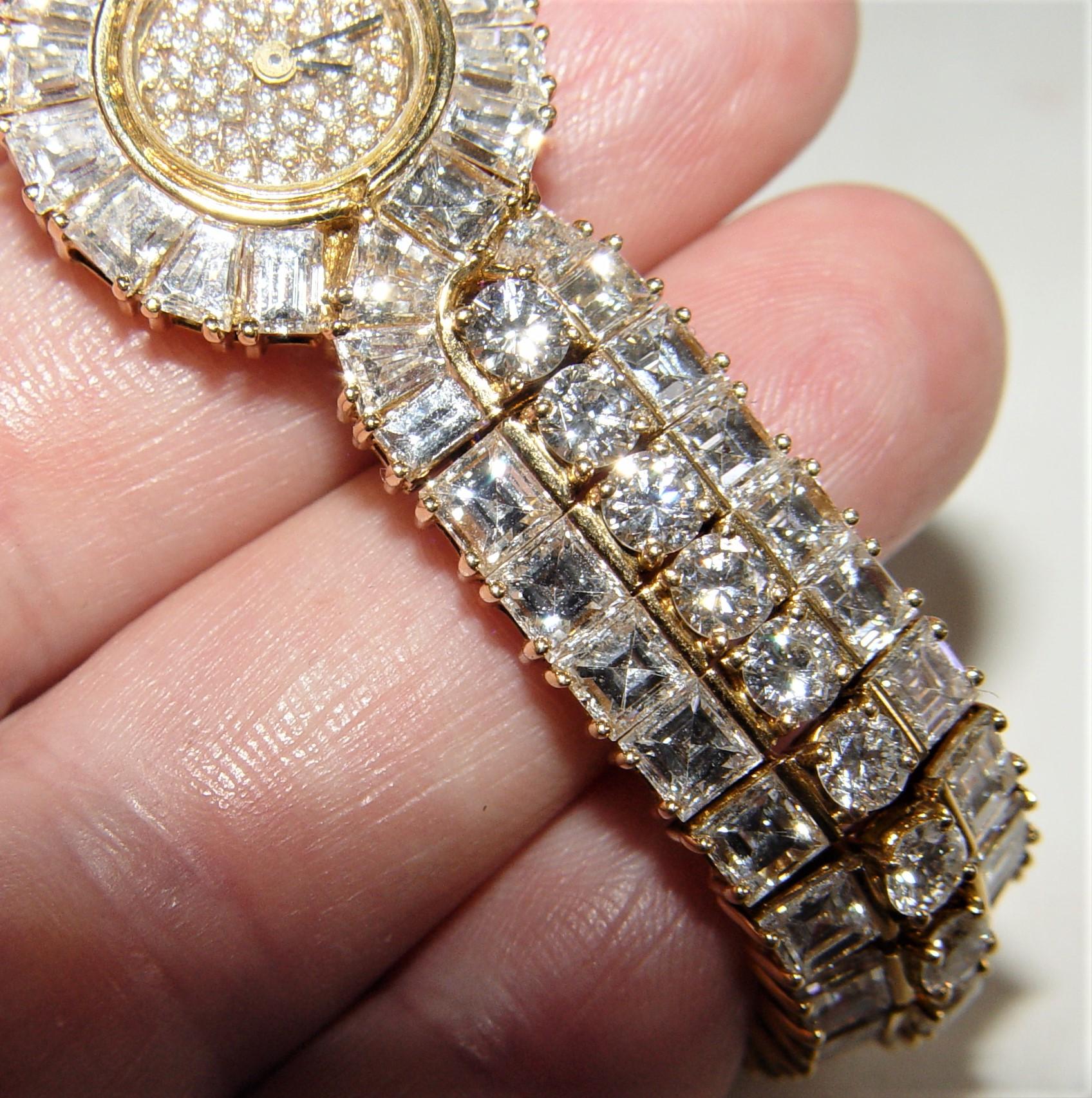 Modern GRAFF ALL Diamond Lady's wristwatch 18K gold 6