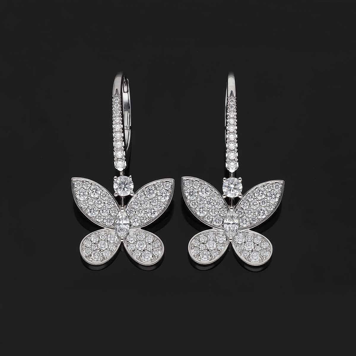 GRAFF Schmetterlings-Mini-Diamant-Ohrstecker aus 18K Weißgold RGE1167 im Angebot 5