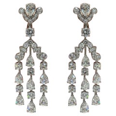 Boucles d'oreilles chandelier à diamants Classic de Graff