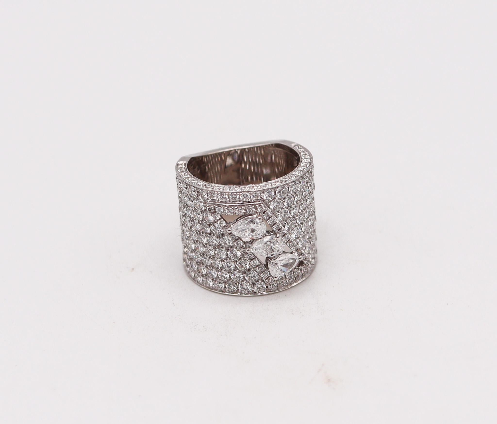 Modern Graff Cocktail Ring Band in 18kt White Gold with 6.38ctw in VS Diamonds