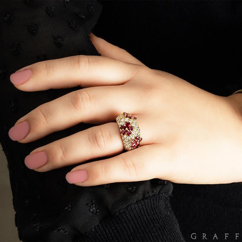 Round Cut Graff Diamond and Ruby Flower Motif Ring For Sale