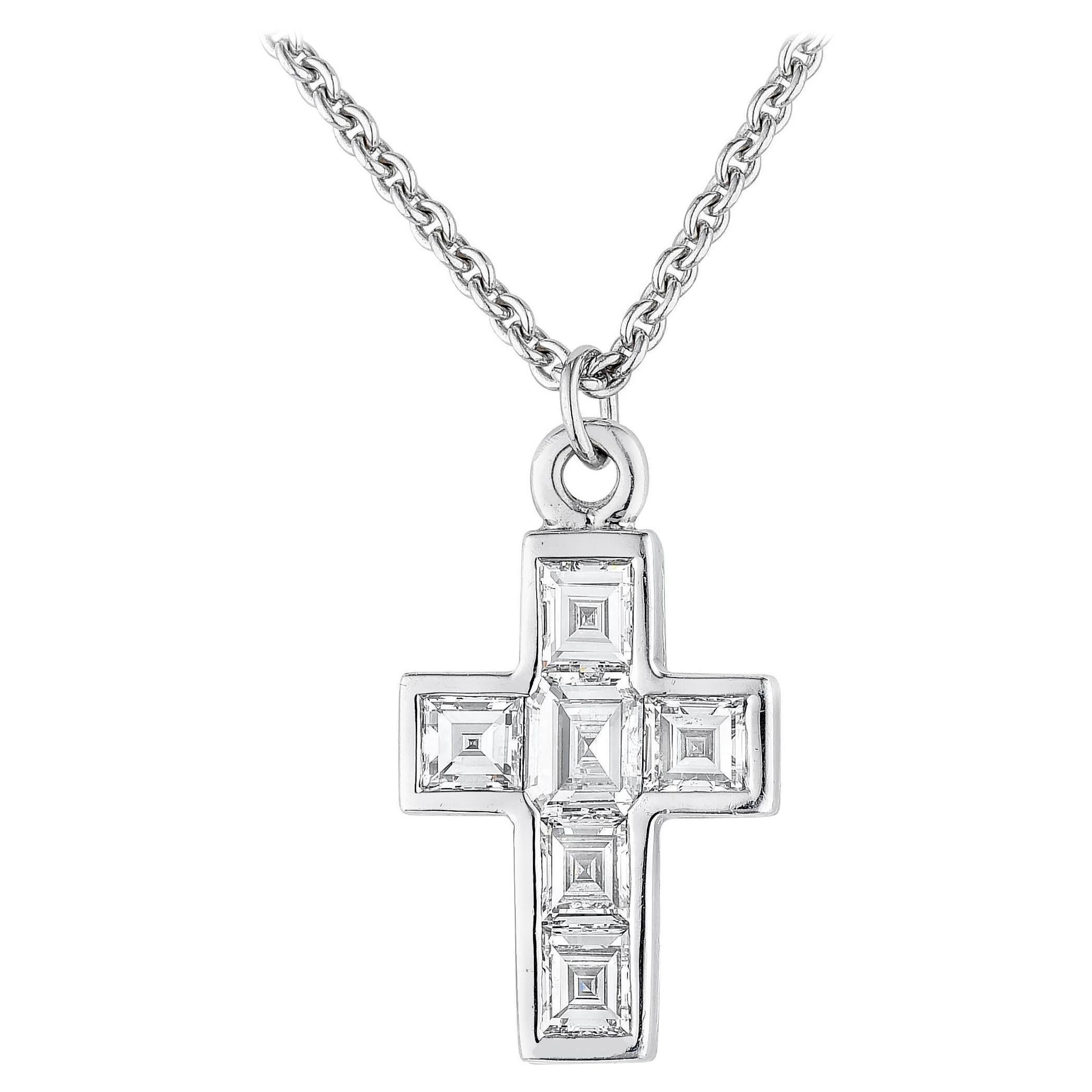 Graff Diamond Cross Platinum Pendant Necklace For Sale