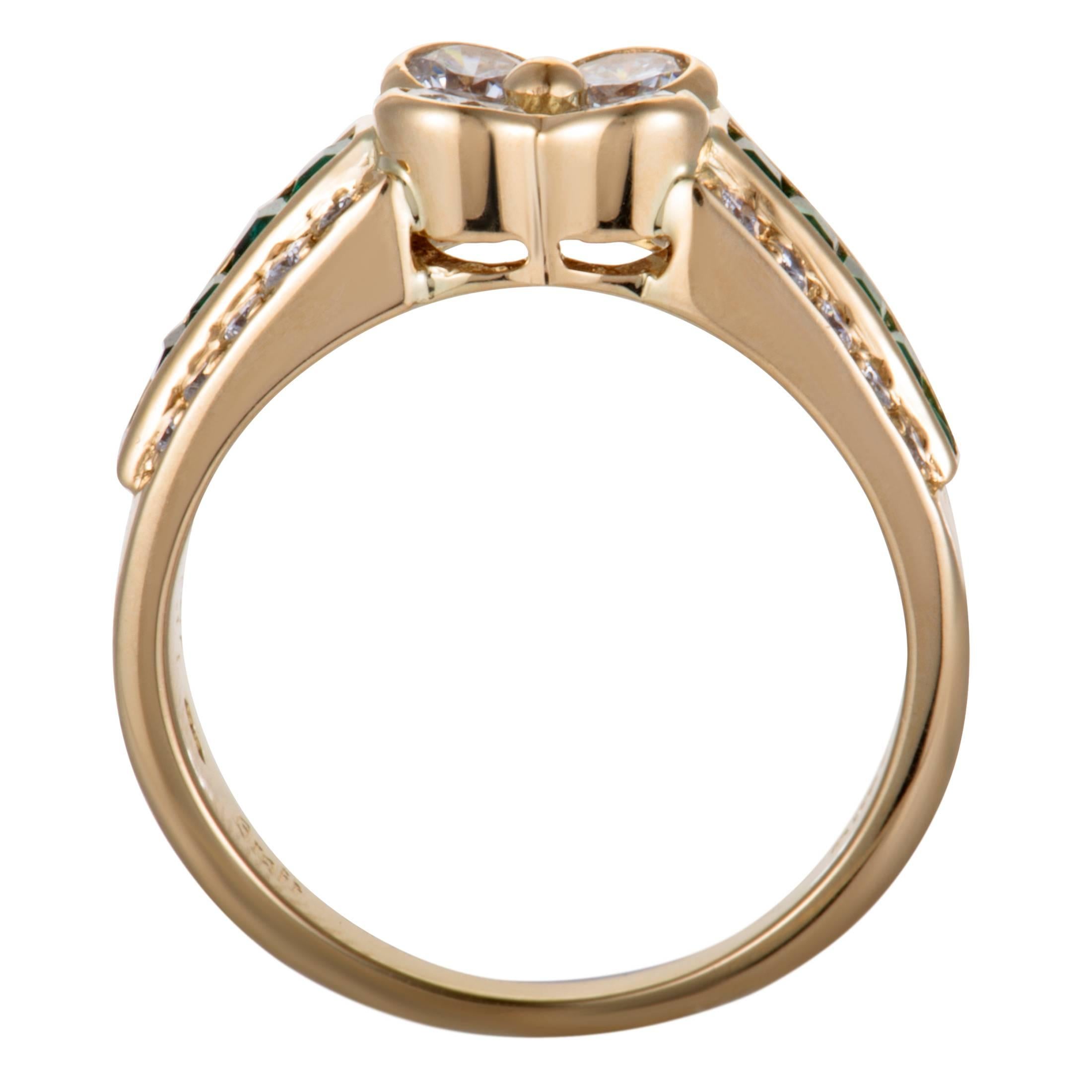 This elegant 18K yellow gold ring by Graff features an exquisitely captivating style. The remarkable ring is adorned in 1.11ct of dazzling diamonds and 0.35ct of mesmerizing green emeralds that accentuate the extravagance of the beautiful