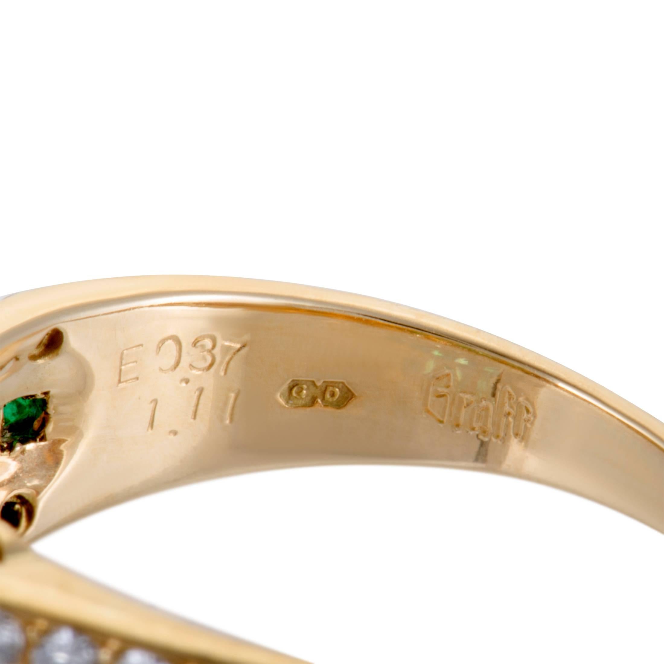 Women's Graff Emerald and Diamond Gold Flower Cocktail Ring