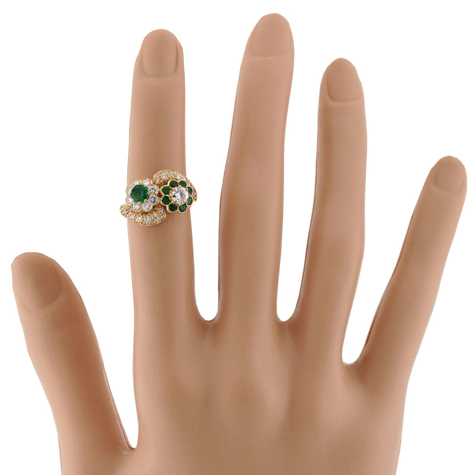 Brilliant Cut GRAFF Emerald Diamond 18k Yellow Gold Bypass Ring For Sale