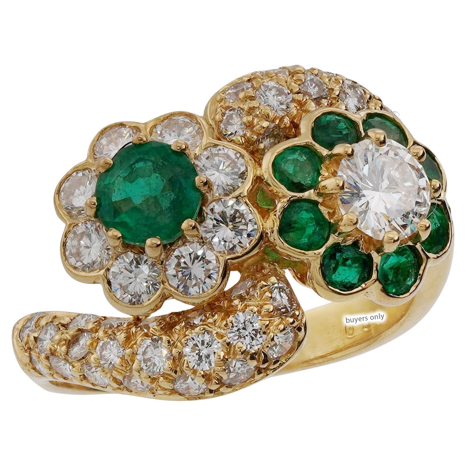 GRAFF Emerald Diamond 18k Yellow Gold Bypass Ring For Sale