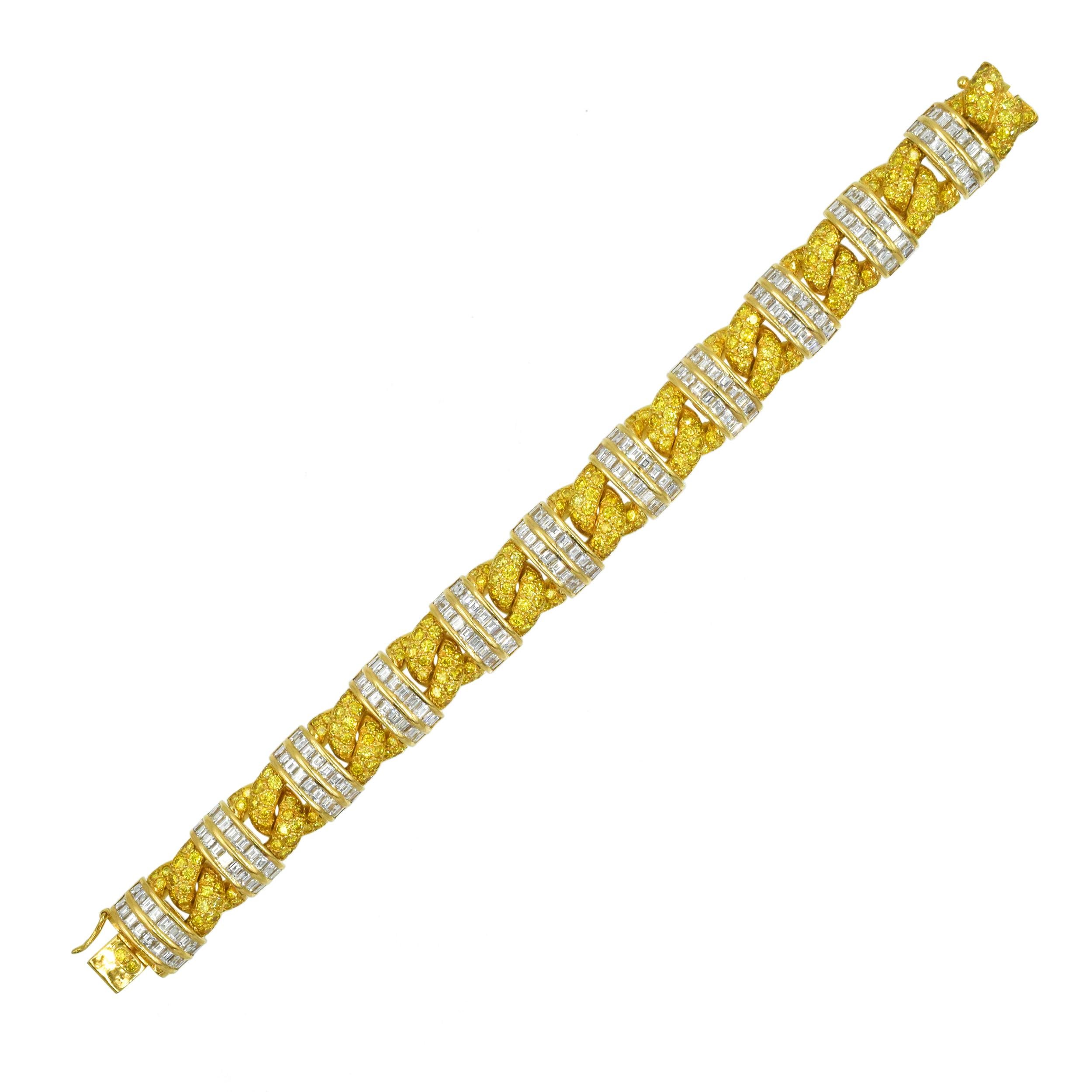 Graff Fancy Intense Yellow and White Diamond Bracelet In Excellent Condition For Sale In New York, NY