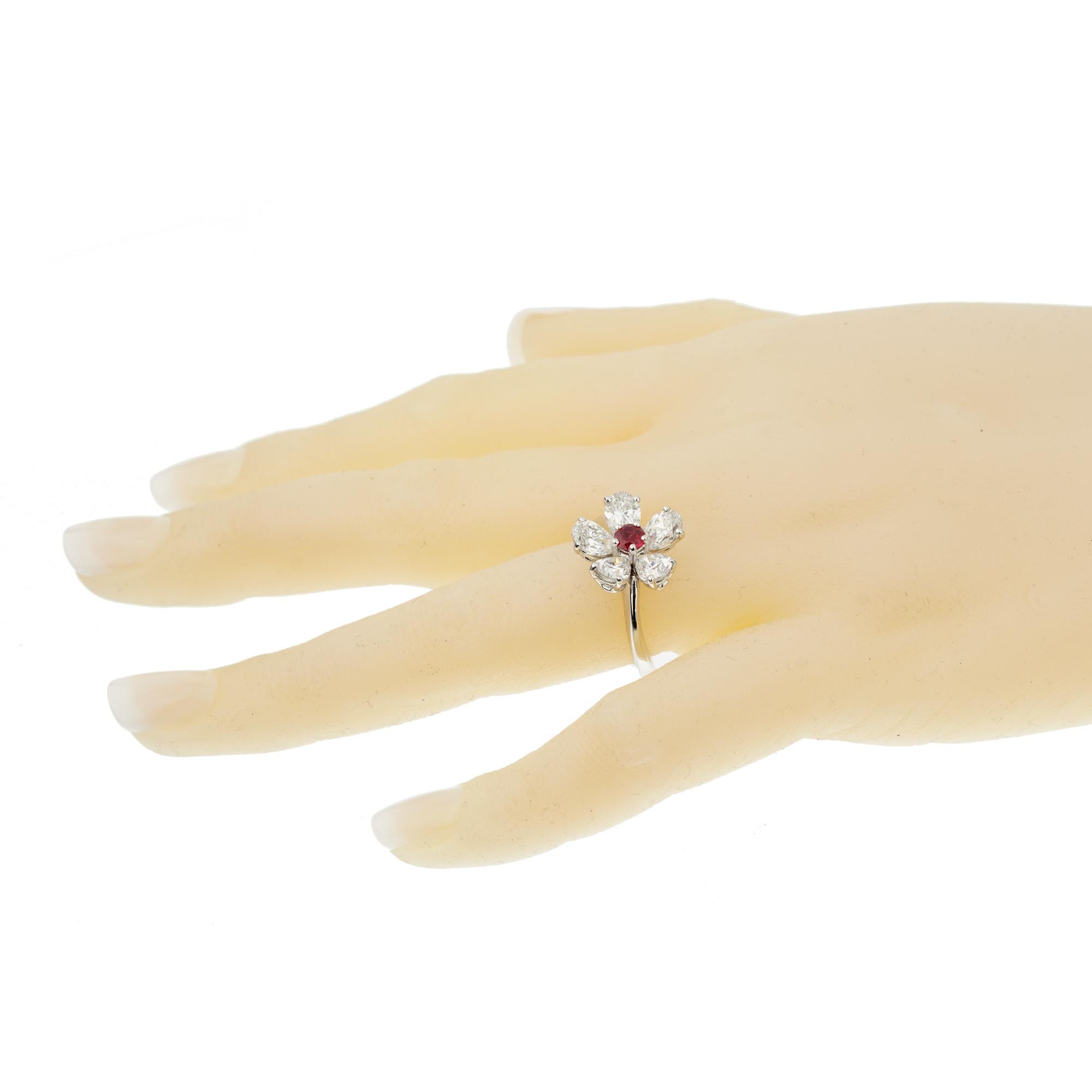 graff flower ring