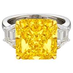 Graff GIA Certified 10 Carat Fancy Yellow Diamond Ring