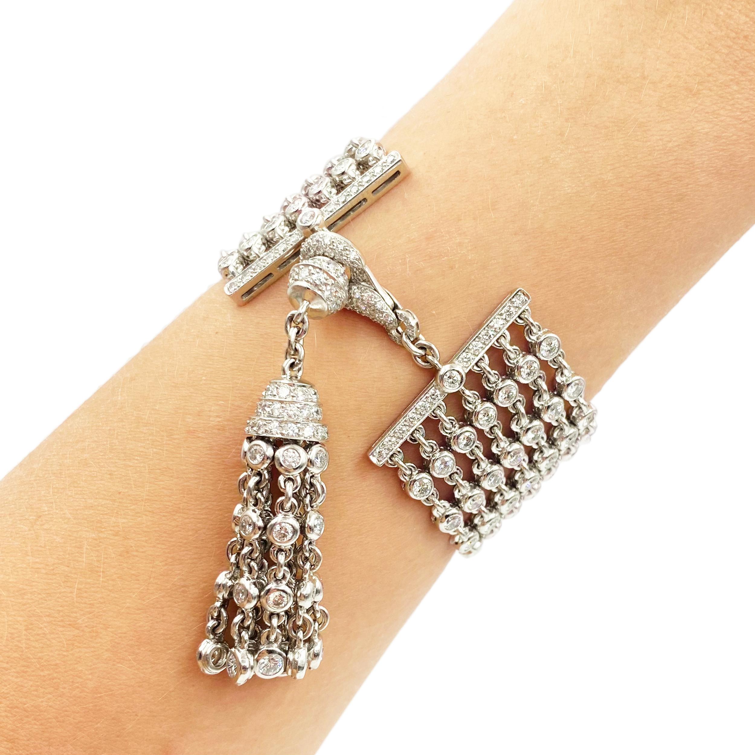 Taille ronde Graff Bracelet à pampilles à plusieurs rangs avec chaîne en diamants en vente