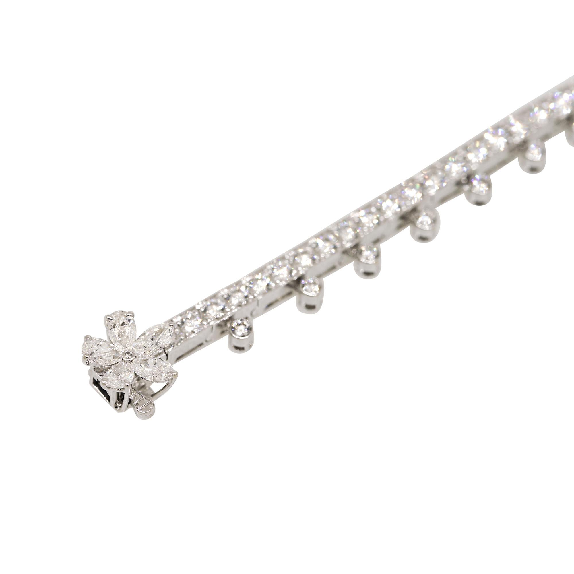 Modern Graff Natural 7.50 Carat Diamond 18 Karat Carissa Flower Bracelet In Stock For Sale