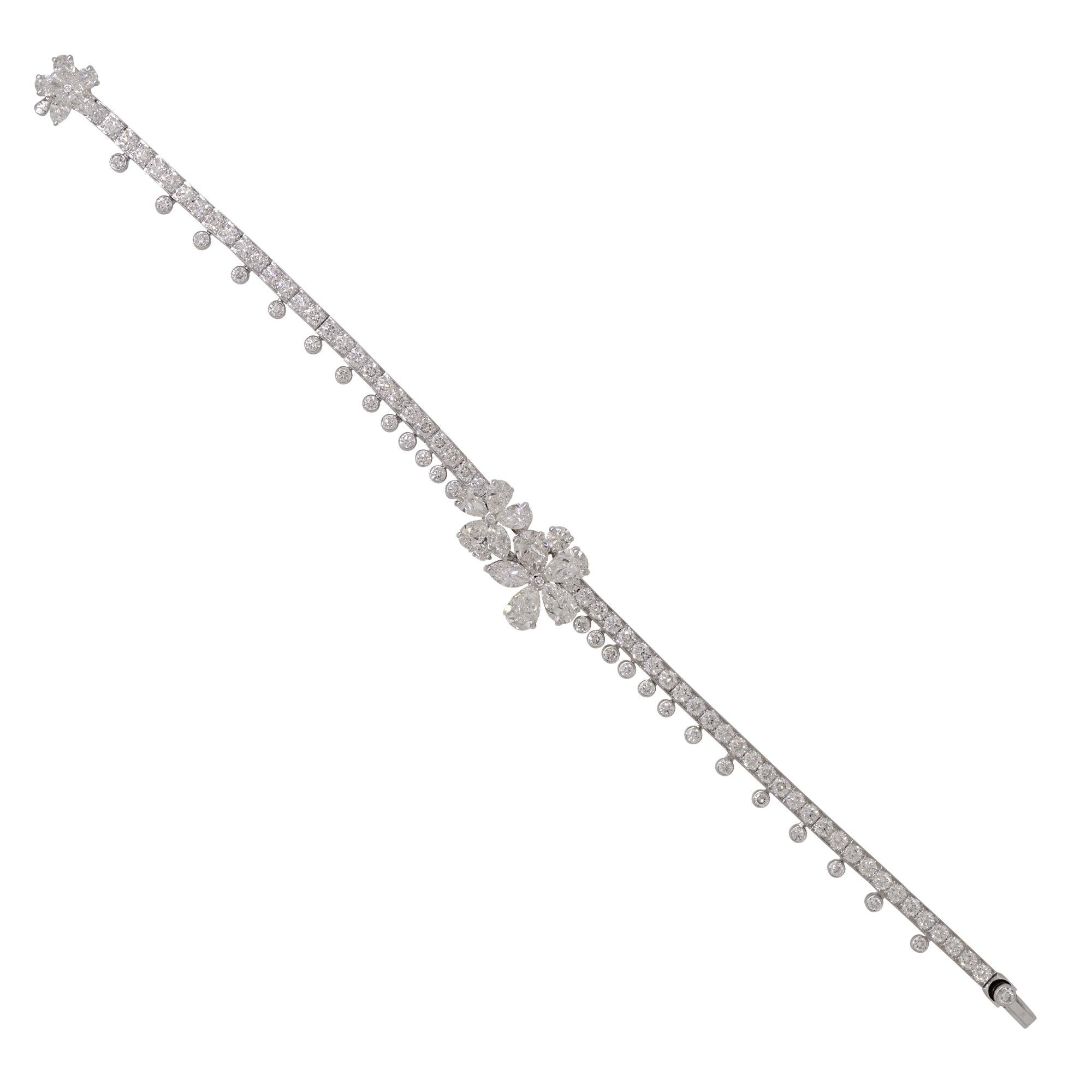 Graff Natural 7.50 Carat Diamond 18 Karat Carissa Flower Bracelet In Stock In Excellent Condition For Sale In Boca Raton, FL