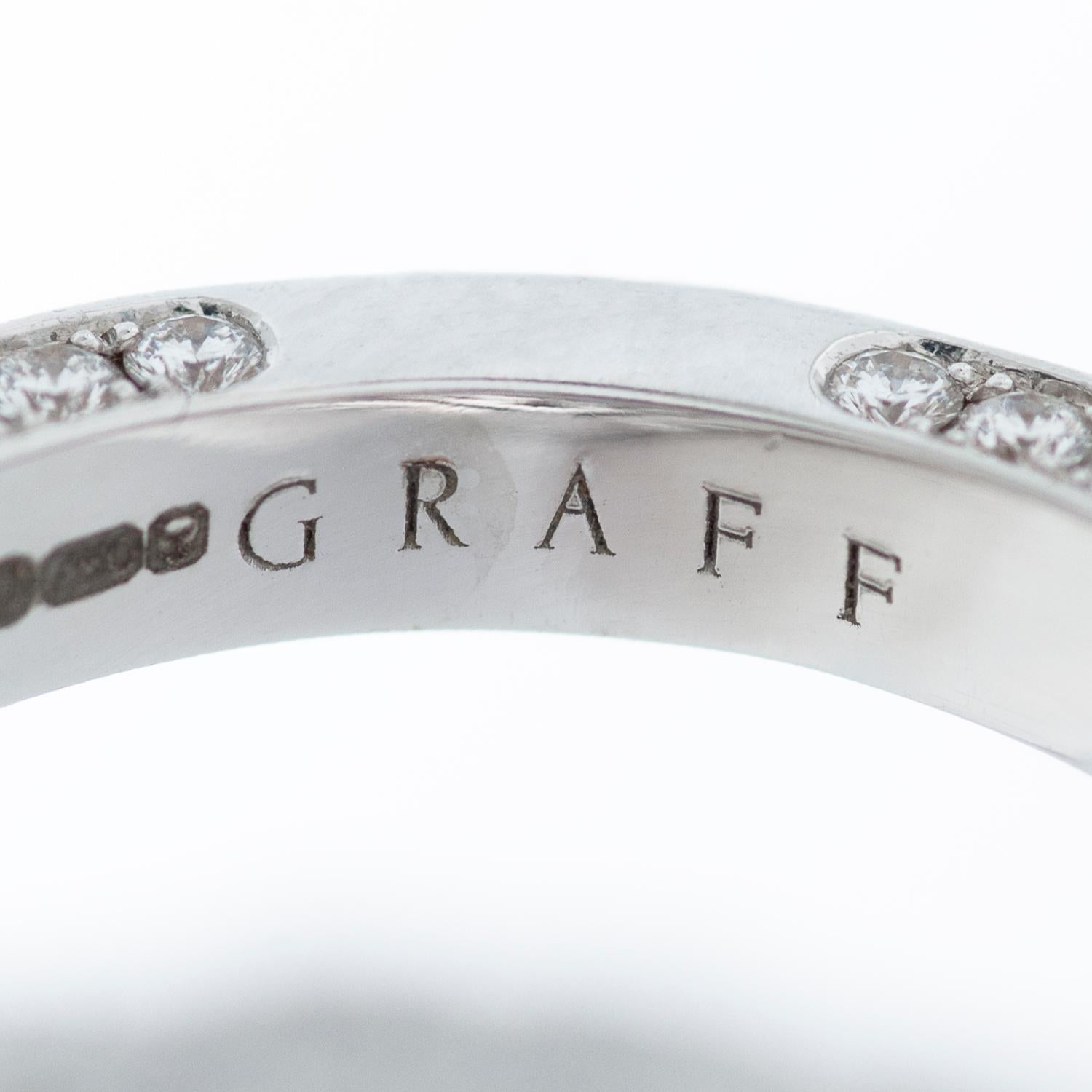 Graff Pave Diamond Bombe Ring in 18kwg with 1.00ct G/VVS2 Round Diamond Center In Excellent Condition For Sale In Philadelphia, PA