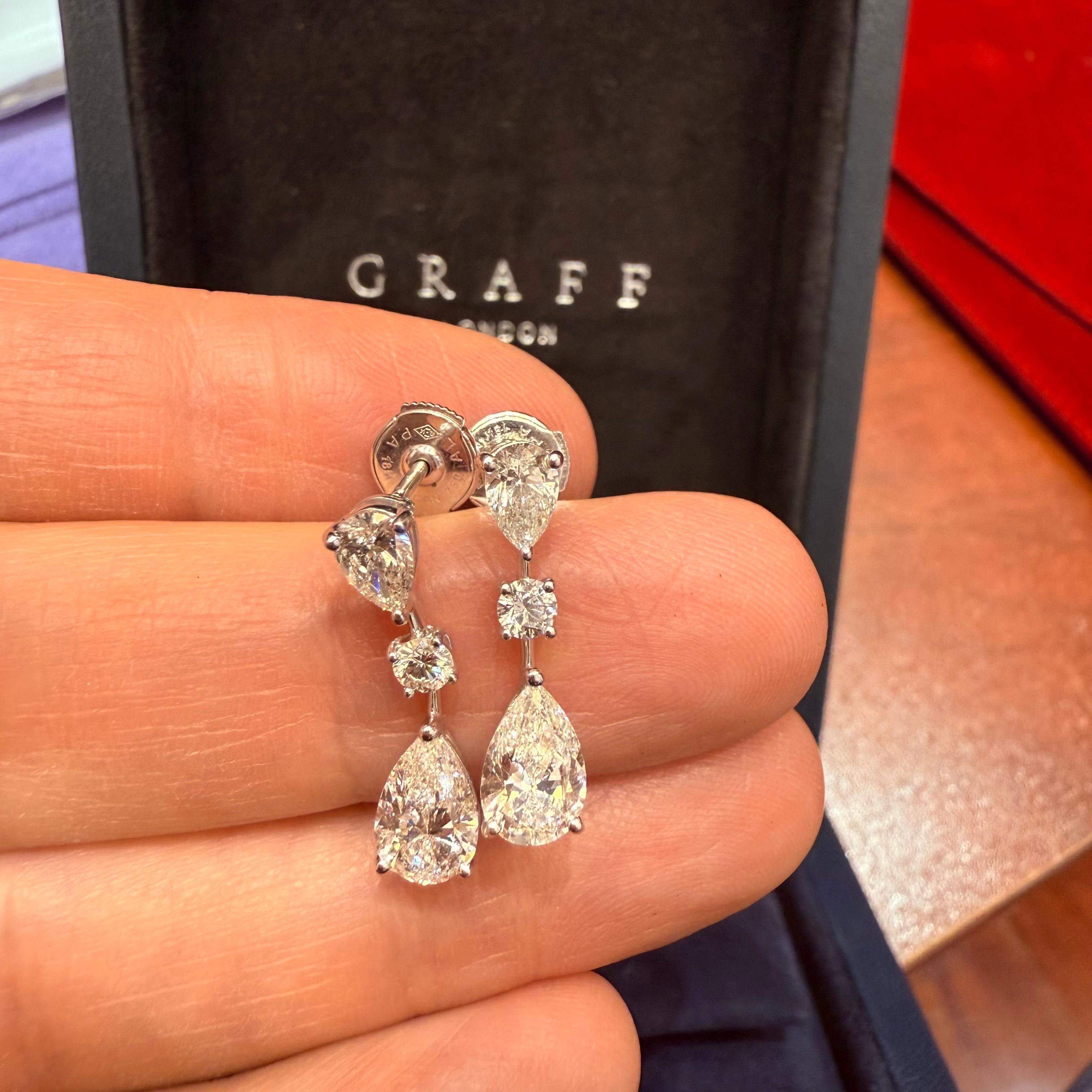 Taglio a goccia Orecchini con diamanti a forma di pera di Graff in vendita