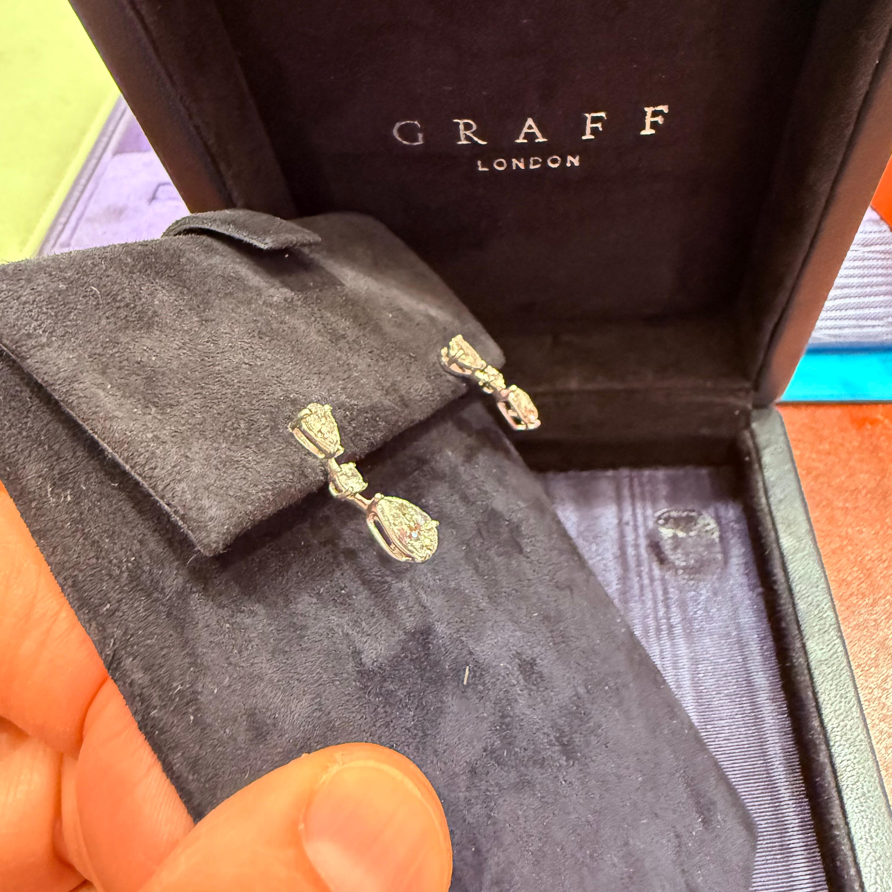 Orecchini con diamanti a forma di pera di Graff in vendita 1