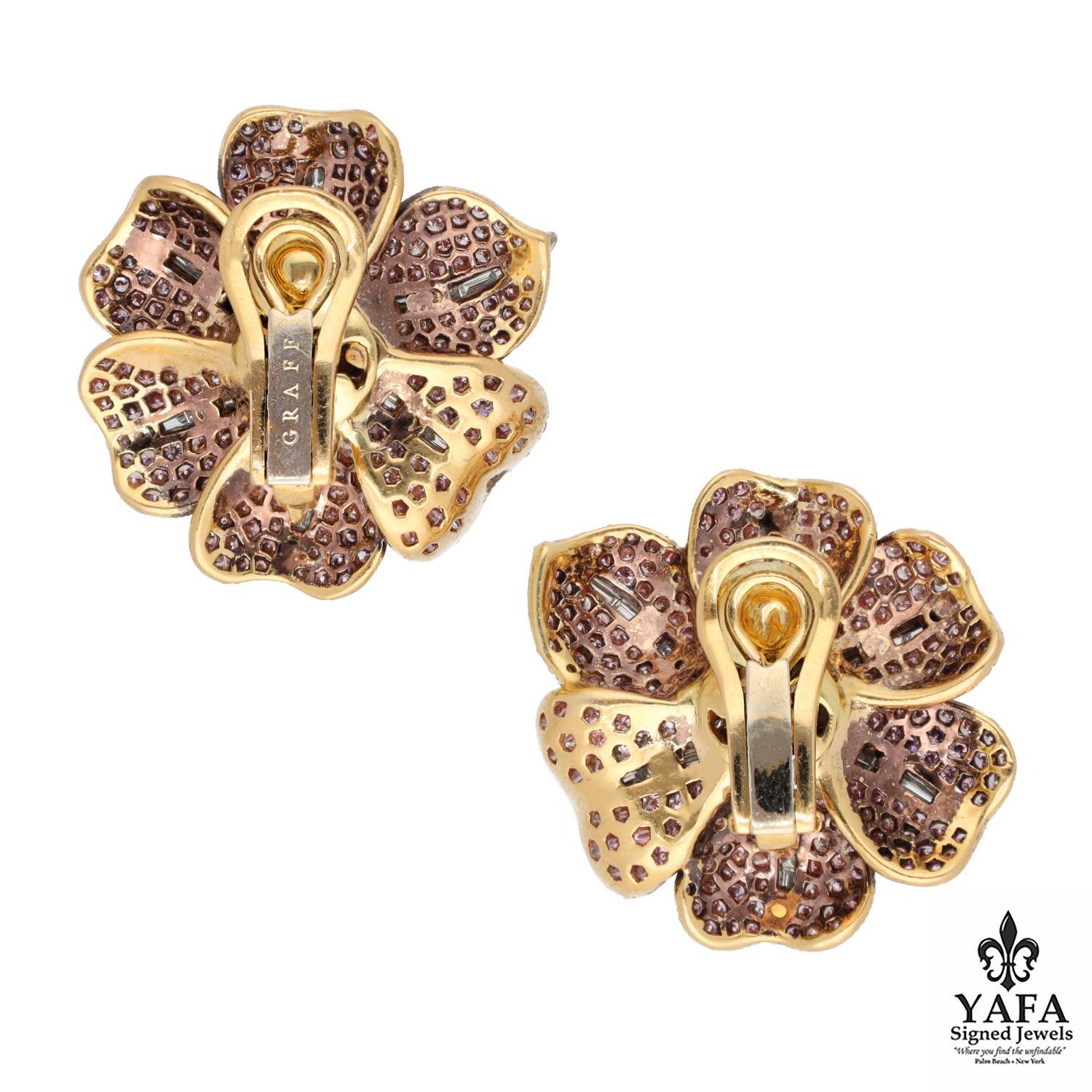 Taille ronde Clips d'oreilles GRAFF roses et blancs en vente