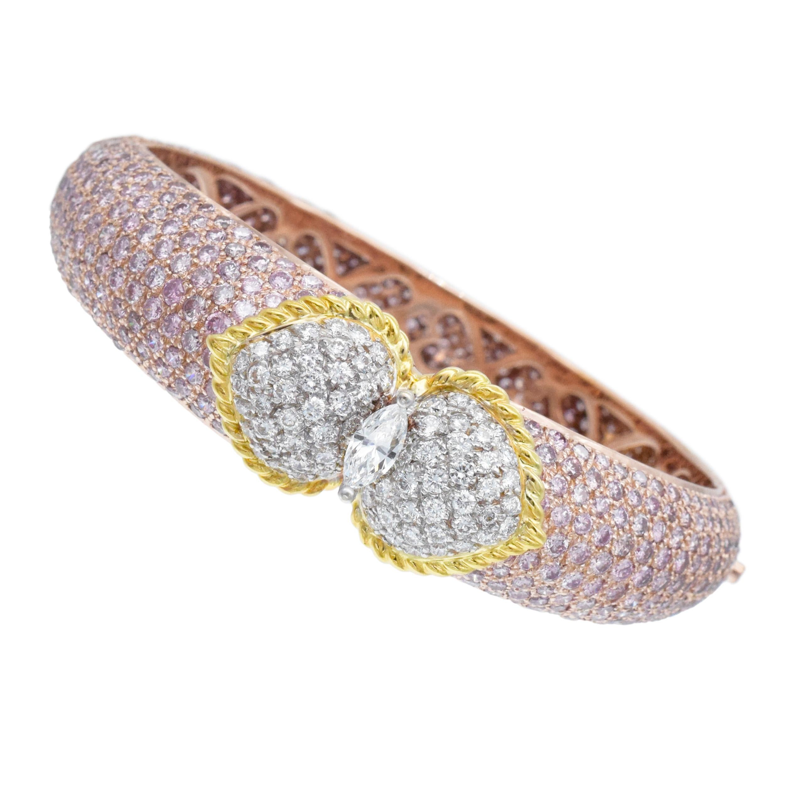 GRAFF  Bracciale Bangle con diamanti bianchi e rosa in vendita 1
