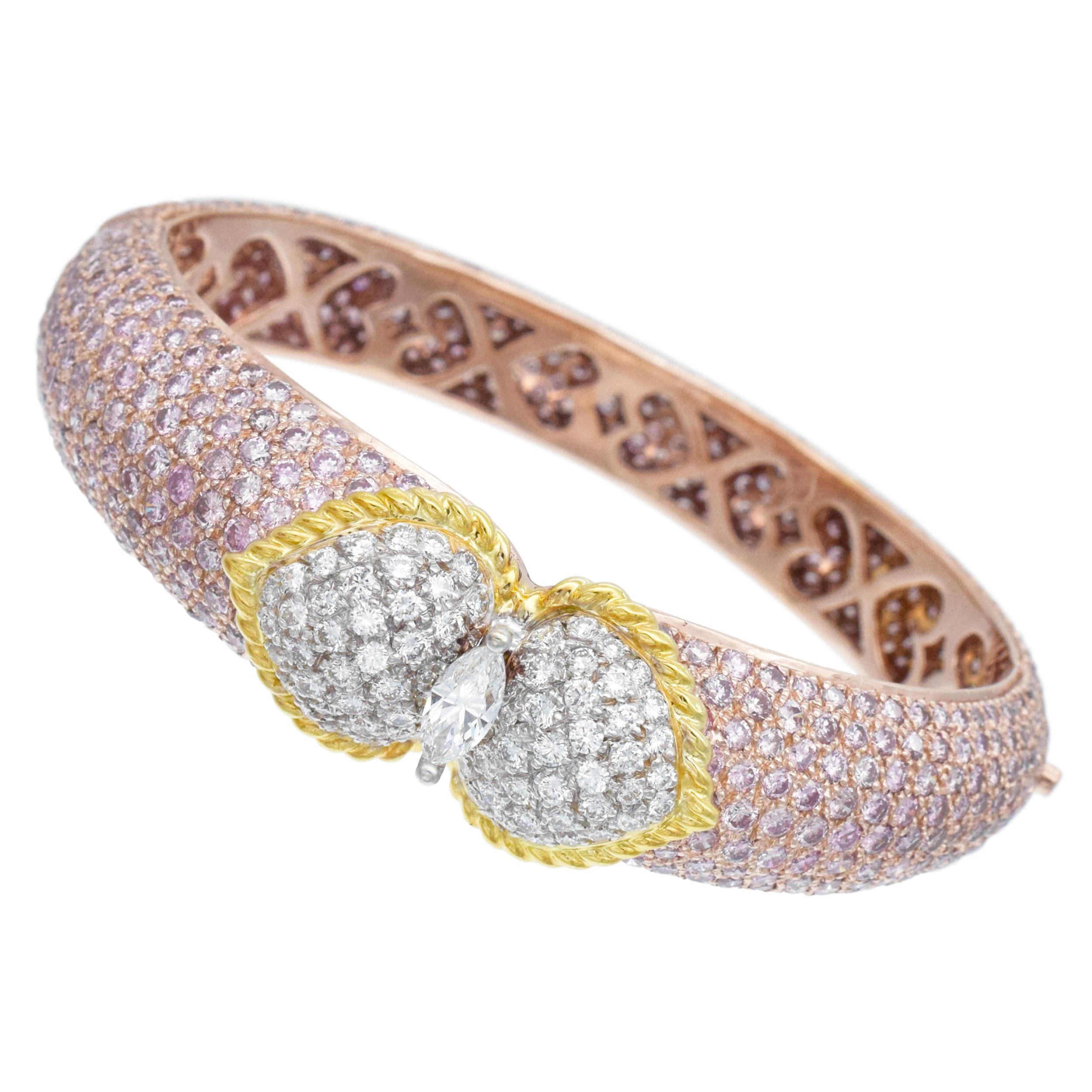 GRAFF  Bracciale Bangle con diamanti bianchi e rosa in vendita 2