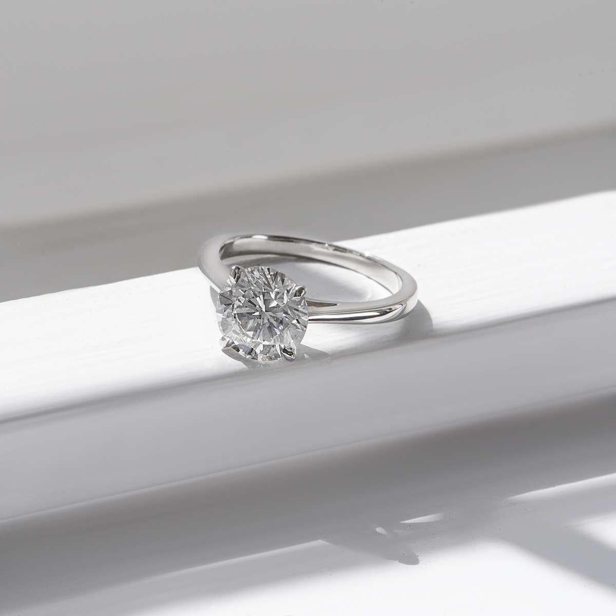 Graff Platinum Round Brilliant Cut Diamond Ring 2.02 Carat GIA Cert 1