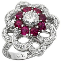 Anillo Graff Cóctel de Rubí y Diamantes en Platino