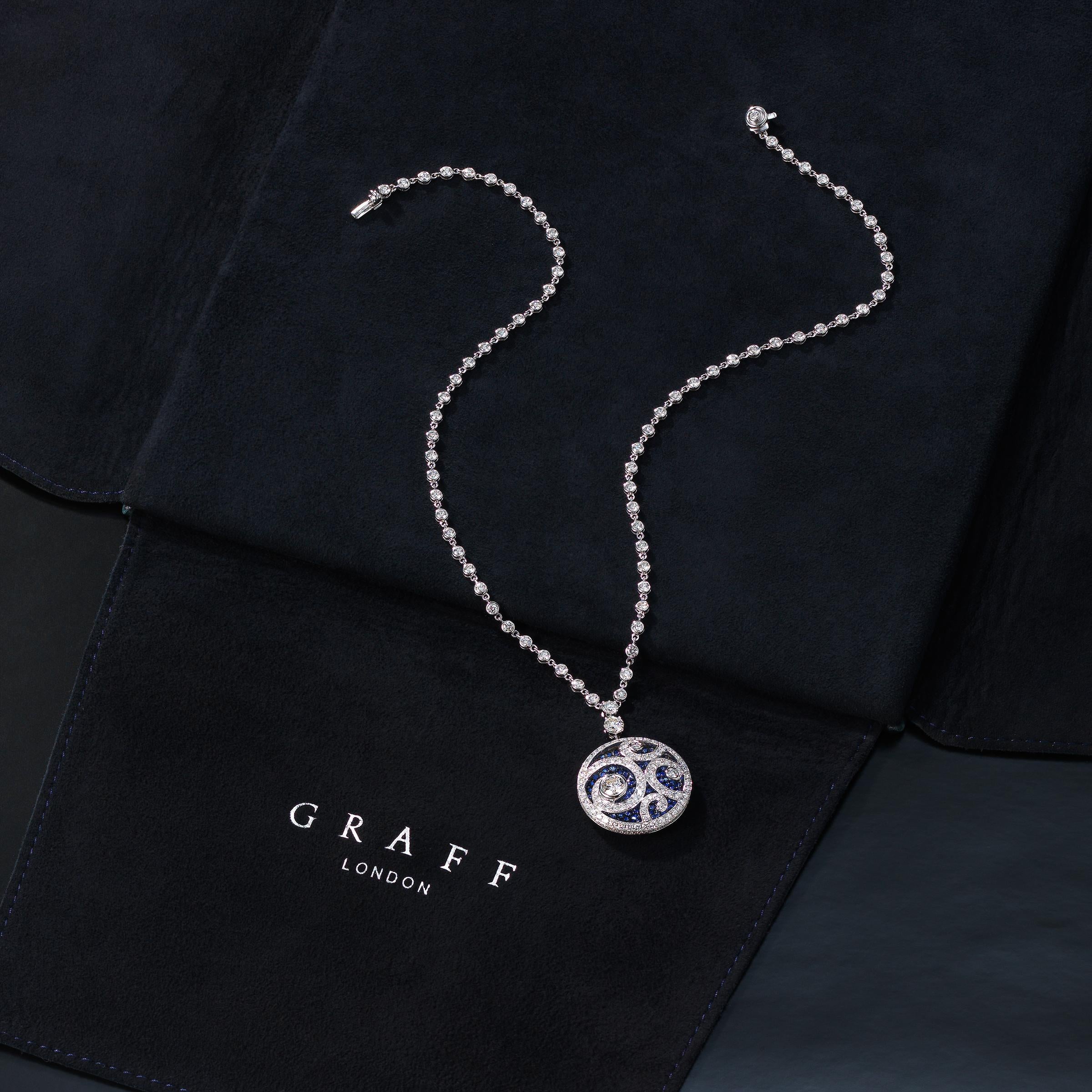 Graff Sapphire Diamond Pendant Necklace in 18K Gold with GIA Certificate & Case For Sale 2