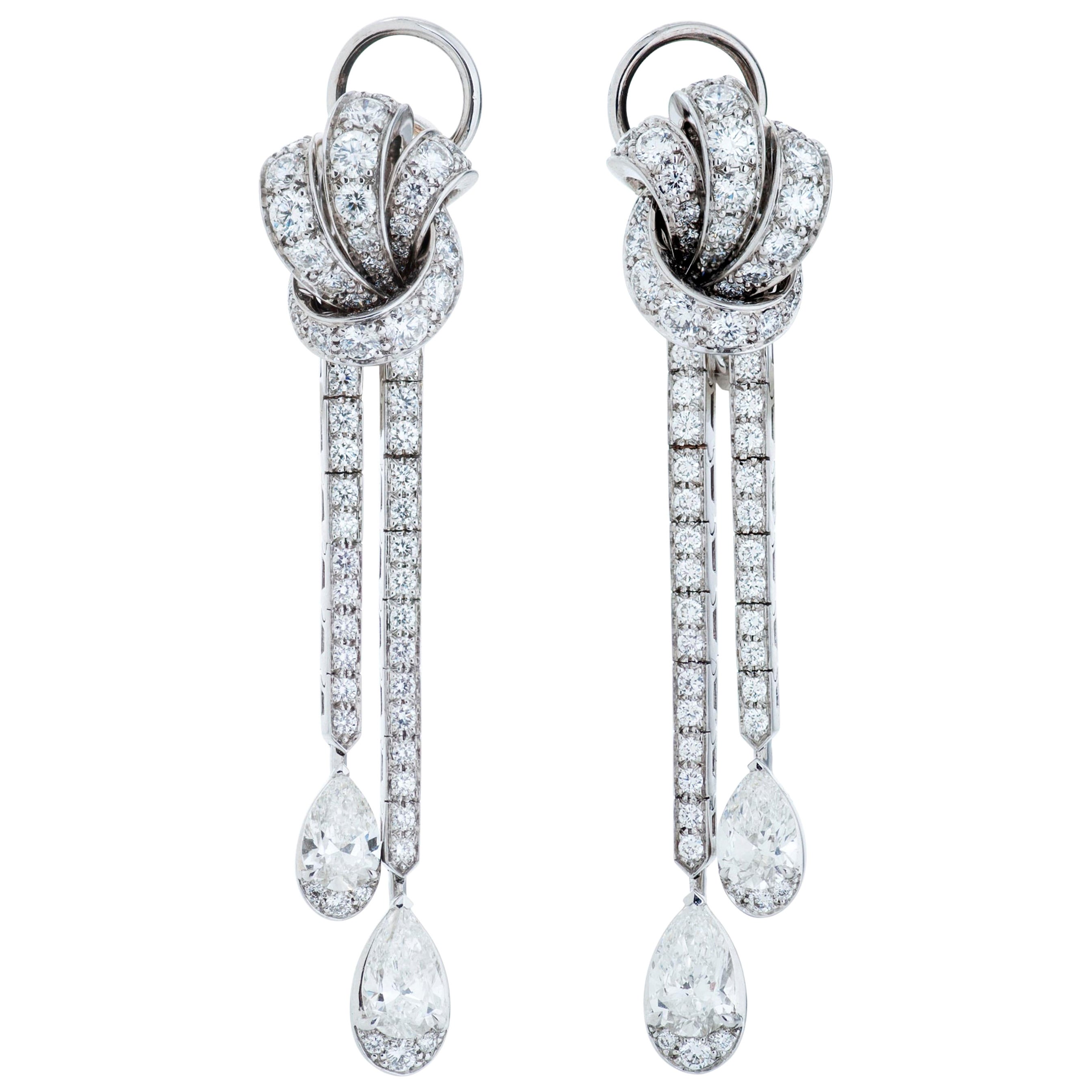 Graff Tilda's Bow Double Pave Diamant-Tropfen-Ohrringe aus 18 Karat Weißgold