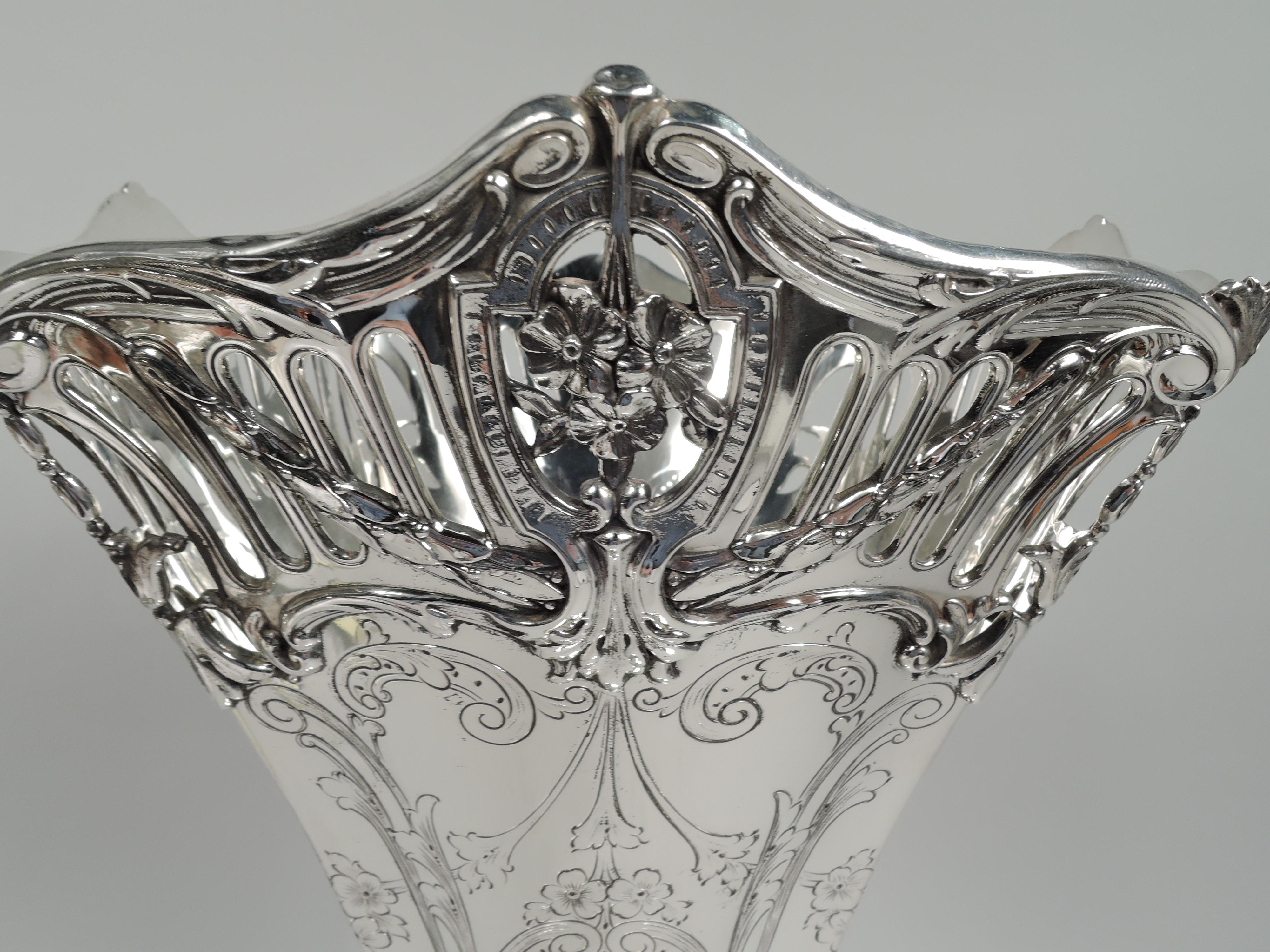 American Graff, Washbourne & Dunn Edwardian Regency Sterling Silver Vase
