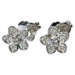 Graff Wild Flower Pave Diamond Flower Stud Earrings