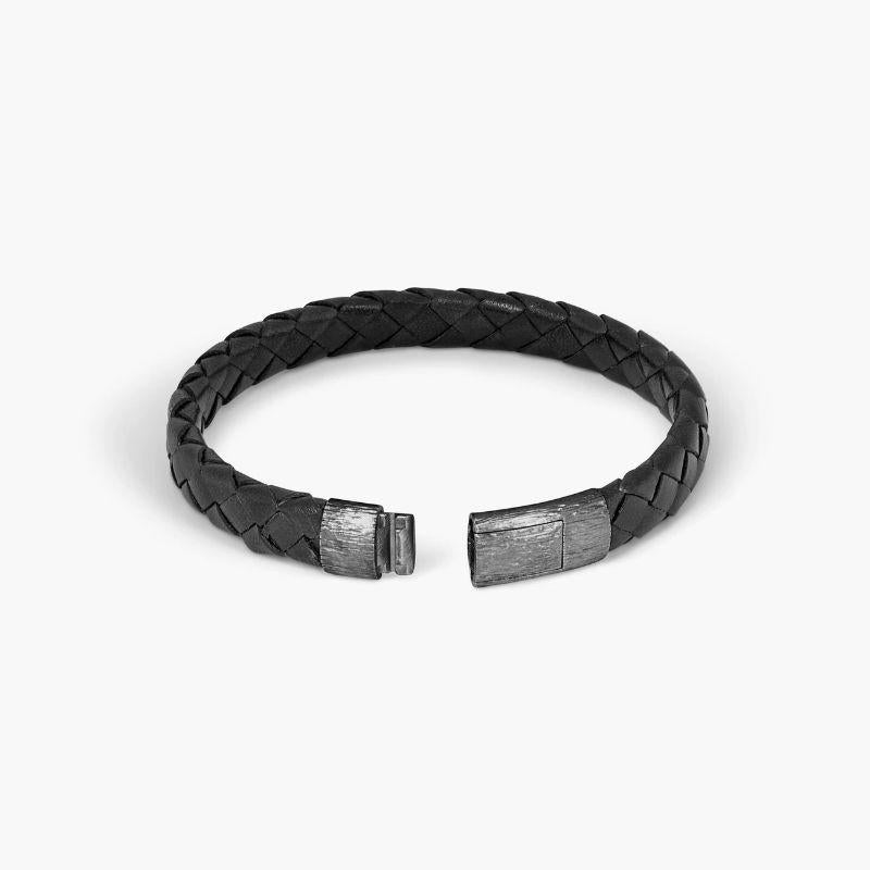 Men's Graffiato Bracelet in Black Leather with Black Rhodium Sterling Silver, Size M For Sale