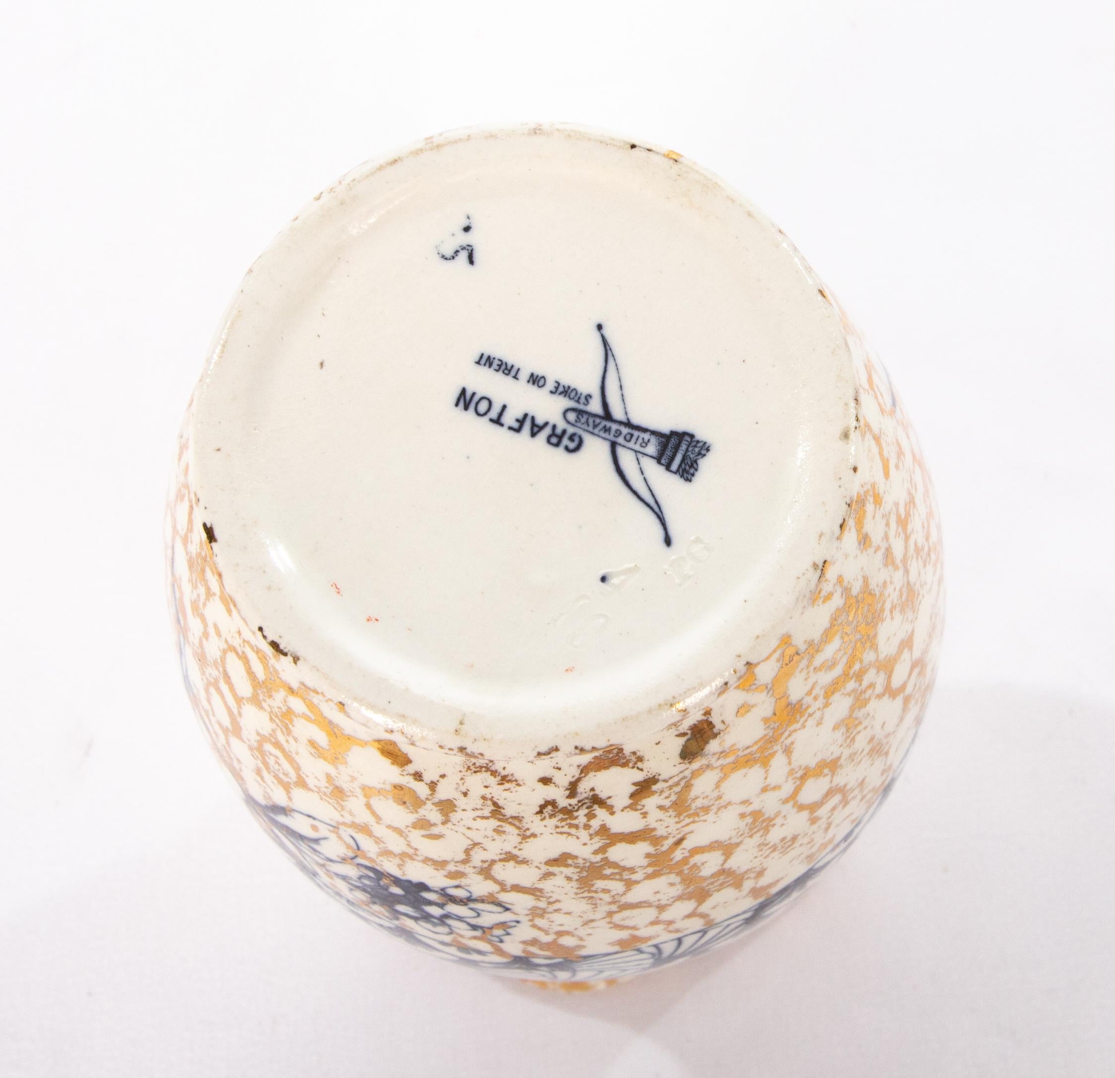 Porcelain Grafton Complete Pitcher/Wash 6-Piece Set For Sale