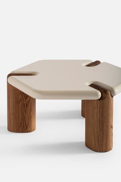 M-One Home Italia Table basse hexagonale en bois laqué