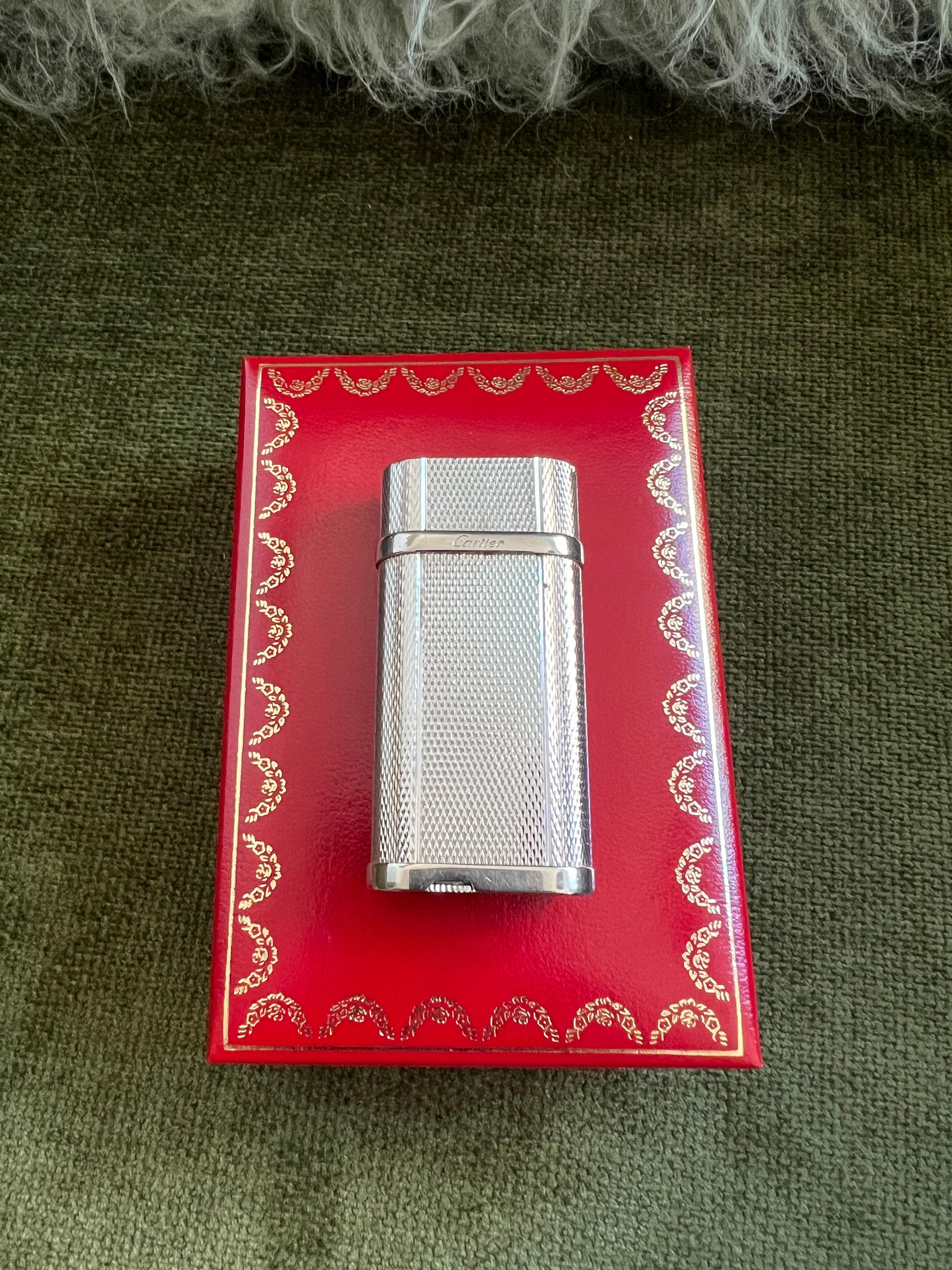 Le Must de Cartier Grain D'orge, Plata Platino Raro Encendedor Vintage 7