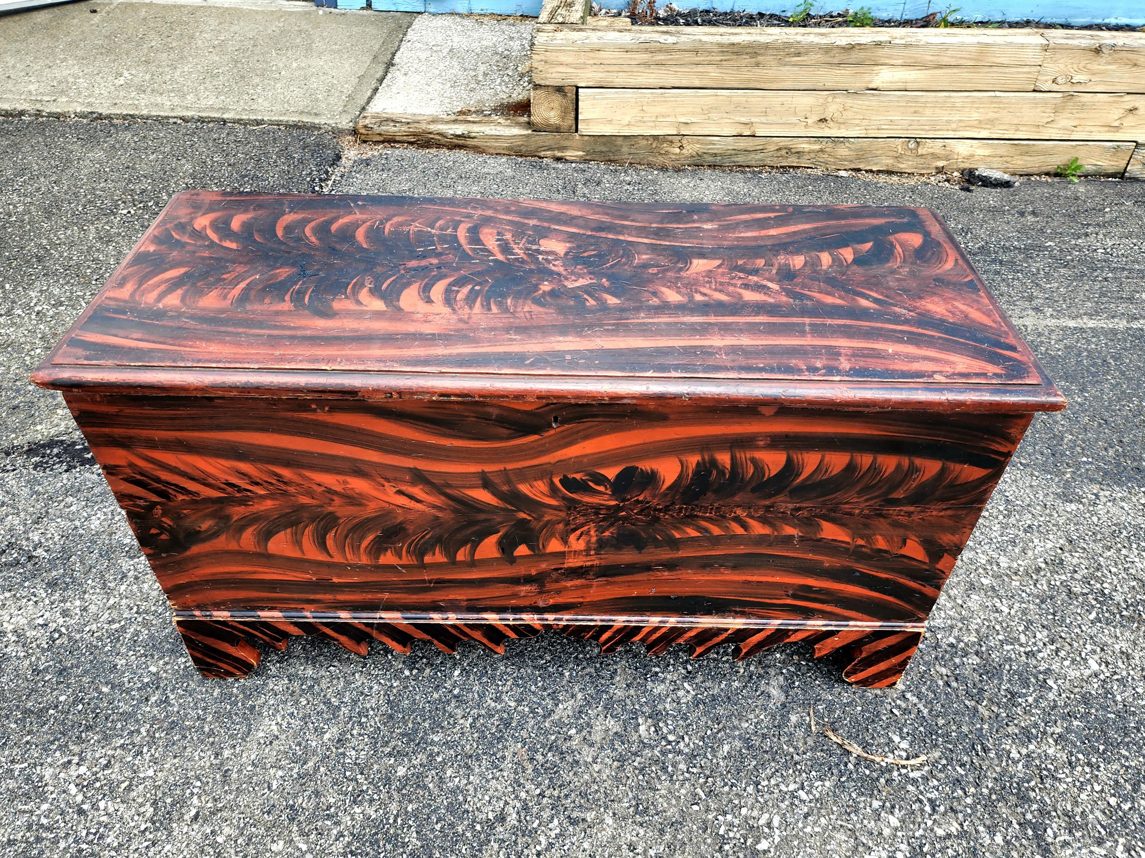 Grain Painted Blanket Chest American  For Sale 3