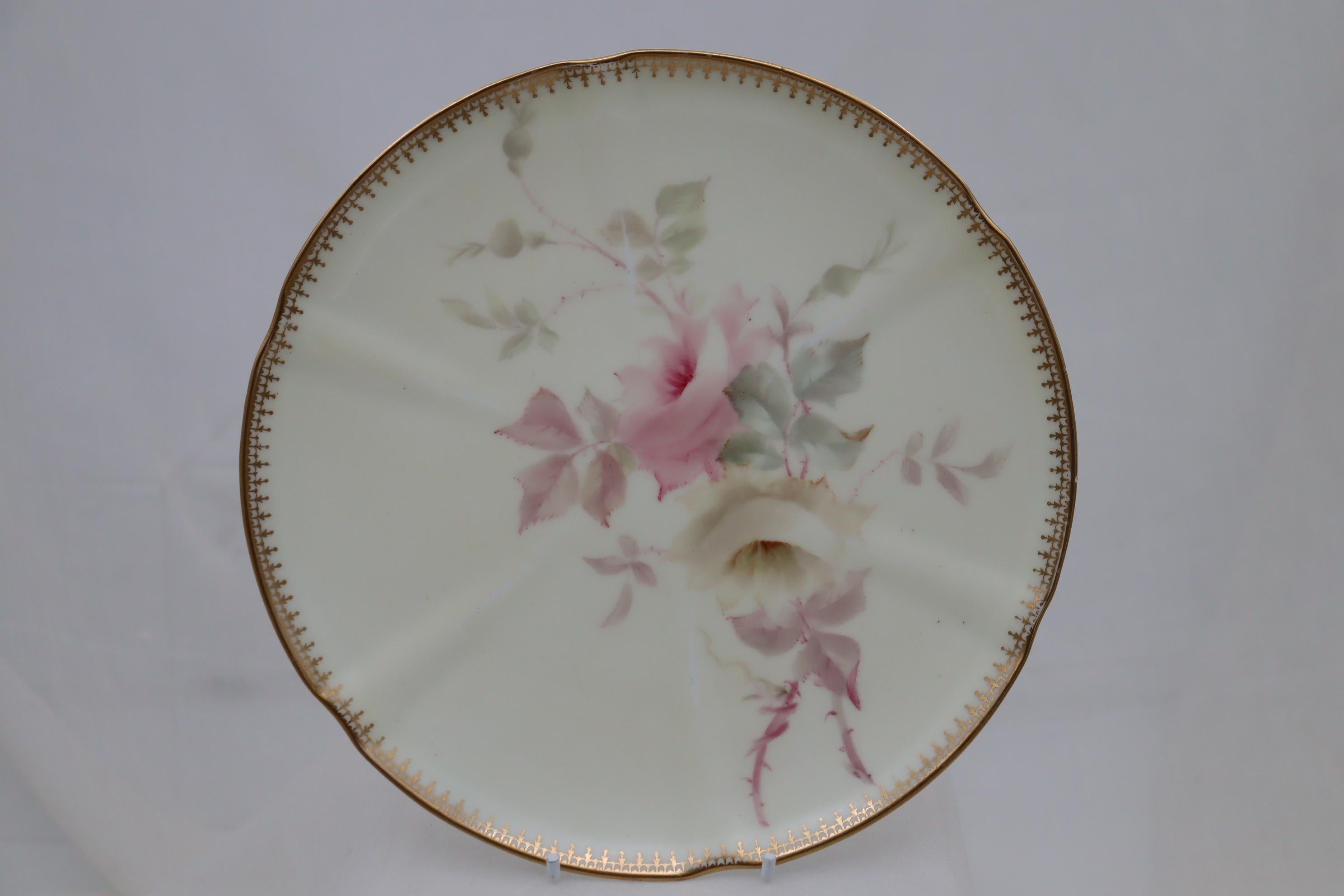 Late Victorian Grainger Worcester eight piece hand painted part dessert set pattern 3358 For Sale