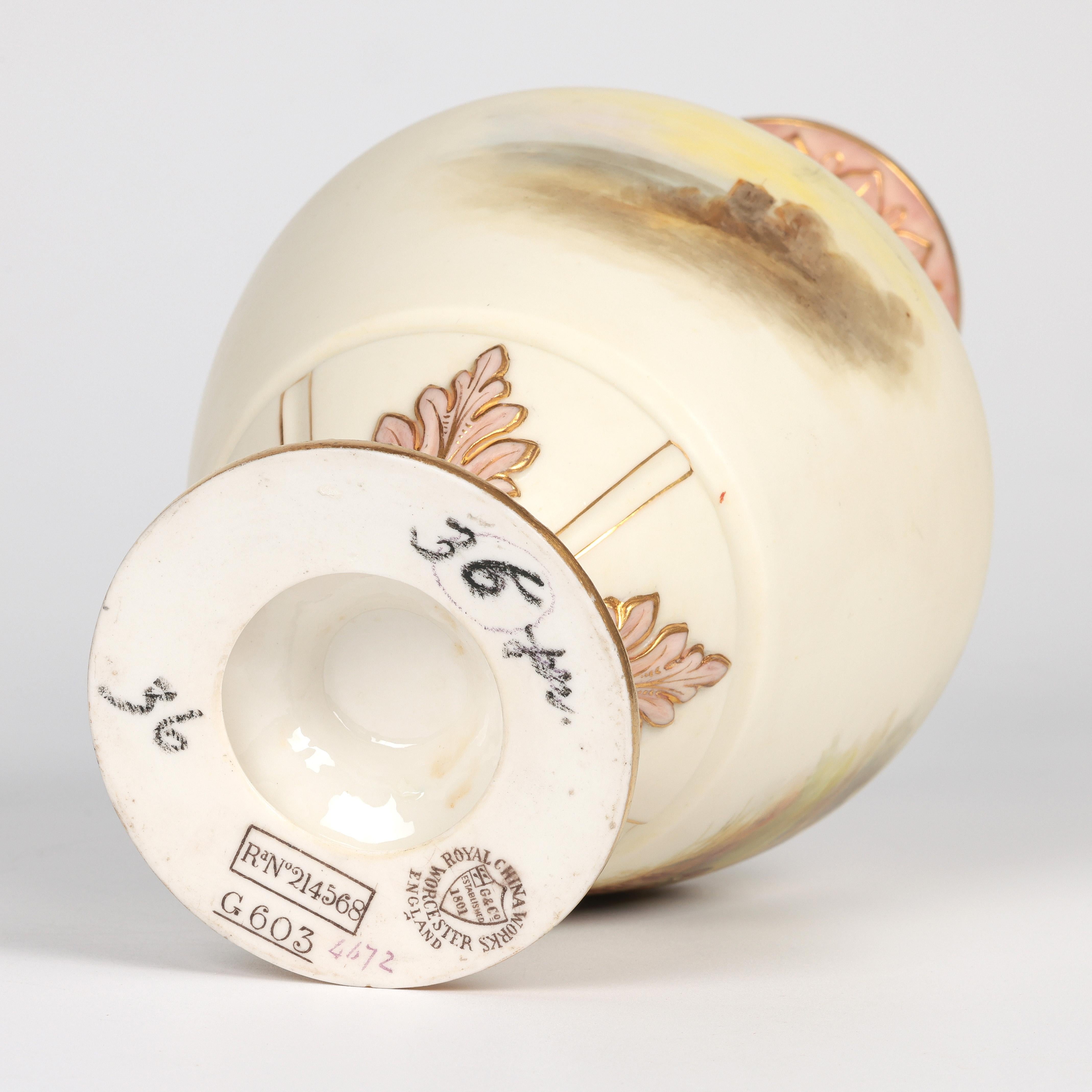 Vaso per bestiame da pascolo in porcellana di Grainger Worcester dipinto a mano in vendita 4